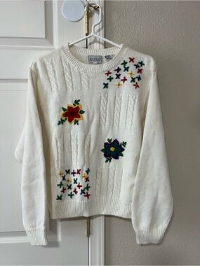 Vintage RUSS Floral Embroidered Cable Knit Sweater White Women’s Large